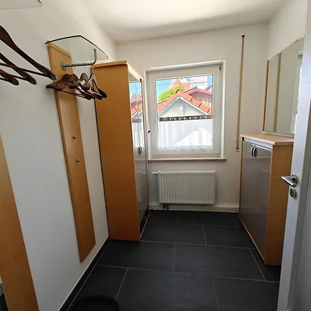 Apartment Apartment *